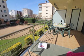 アパートメント | 屋外ダイニングエリア