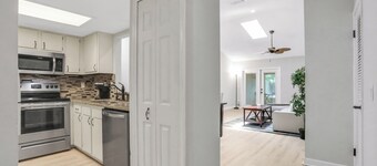 Pet-Friendly Rental, Pool Table, 7 Min to Mayo Clinic!