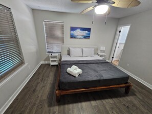 3 bedrooms, iron/ironing board, free WiFi, bed sheets