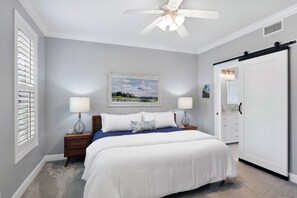 4 Schlafzimmer, Bügeleisen/Bügelbrett, kostenloses WLAN, Bettwäsche