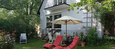 House | Terrace/patio