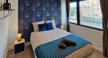 Chic & Central - Your Retreat in Le Mans