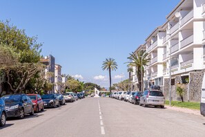 Exterior - Apartment in Empuriabrava Near Beach (Castello d'Empuries)