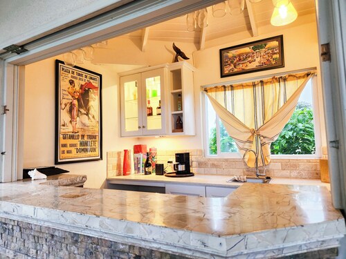 Modern 2BED 2BTH Hideaway in New Westerhall Point, Petit Calivigny