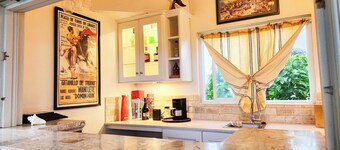 Modern 2BED 2BTH Hideaway in New Westerhall Point, Petit Calivigny