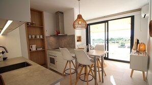 Apartment | Dining - Modern Apartment With River Views (Castello d'Empuries)