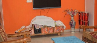 Charming 3-bedroom bungalow with AC, fitness room in wonderful Gwalior
