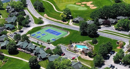 Fairway Lake Retreat