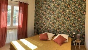 5 bedrooms, iron/ironing board, WiFi, bed sheets - Maison la teste 5 mn dune du pyla et 10 mn plages Océane (La Teste-de-Buch)
