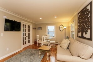 Apartment (1 Bedroom) | Exterior - Water Street Retreat (Saugatuck)