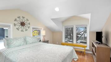 1 bedroom, bed sheets