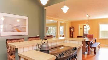 別墅 (3 Bedrooms) | 私人廚房 | 微波爐、焗爐、洗碗機、攪拌機