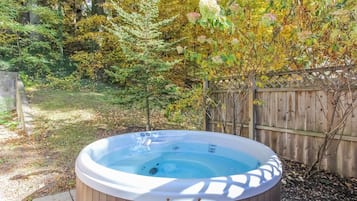 Villa (3 Bedrooms) | Exterior