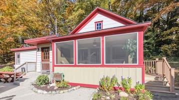 Villa (3 Bedrooms) | Exterior