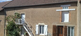 Chez Marie et Lucien : Entre Morvan et vignes / Between Morvan and vineyards