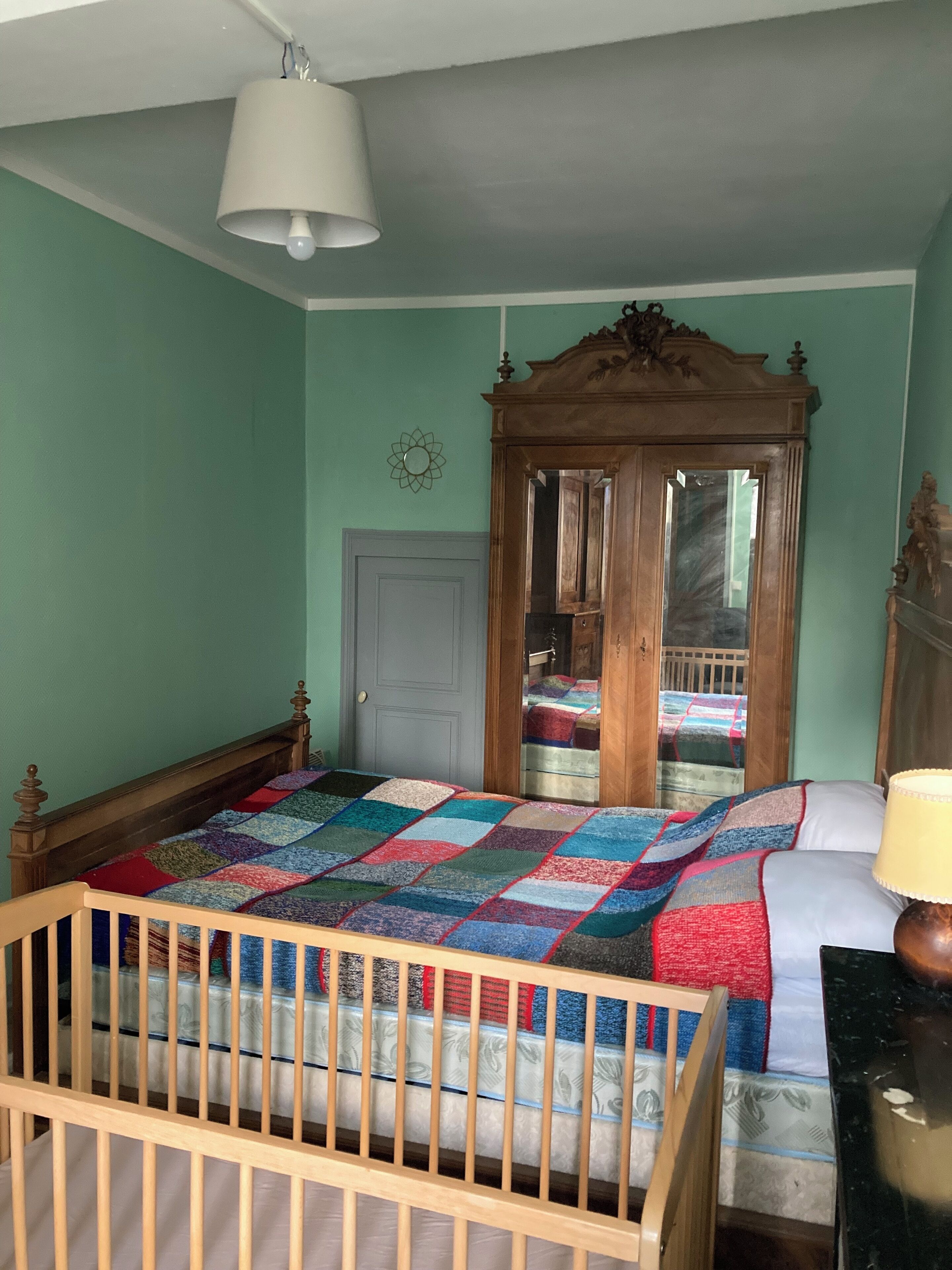 2 bedrooms, iron/ironing board