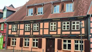 Apartment | Exterior