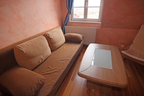 Apartment | Living room