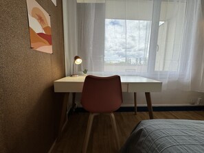 アパートメント | 4 室のベッドルーム、アイロン / アイロン台
