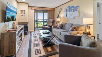 Smart TV, video games