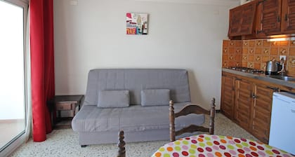 Studio in Empuriabrava With Sea Views