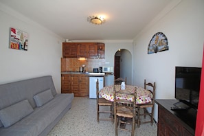 Apartment | Living room
