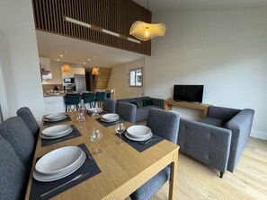 Apartment | Dining - Le Corner - Ville - 8 Pers (Le Mans)