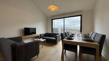 Apartment | Living room