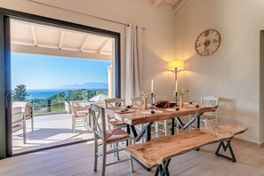 Dining - Villa Deos by Elayan Villas - 3 bedrooms and private pool (Agios Martinos)