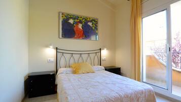 Rumah | 2 kamar tidur dan setrika/meja setrika