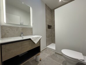 อพาร์ทเมนท์ | ห้องน้ำ | ไดร์เป่าผม