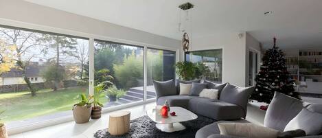 Villa | Living area
