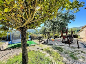 Villa, 5 chambres, fumeur, piscine privée | Espace pour enfants