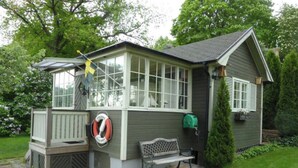 Unclassified image, 2 of 13, button - Serene Lakeside Cabin Next to the sea Just 10 Minutes From Stockholm City! (Solna)