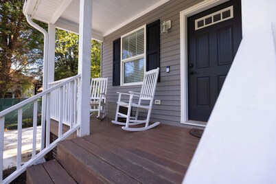 Close to RDU, RTP Free Parking & Coffee Bar & Hotel Linens