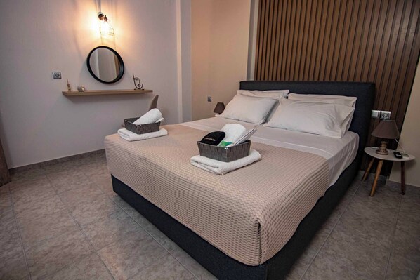 2 多间卧室、熨斗/熨衣板、WiFi、床单