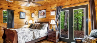 Sleeps 14; Blue Ridge Retreat- Firepit, Games, Dog Friendly, Fireplace, Mountain