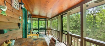 Sleeps 14; Blue Ridge Retreat- Firepit, Games, Dog Friendly, Fireplace, Mountain