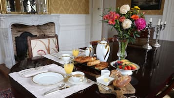 Esmorzar diari continental gratuït