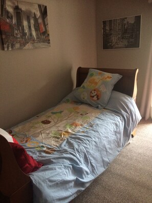 Iron/ironing board, WiFi