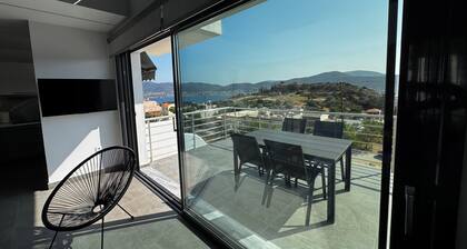 The Artist, Best Sea View in Porto Rafti