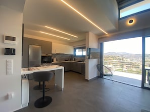 Microwave, oven, dishwasher