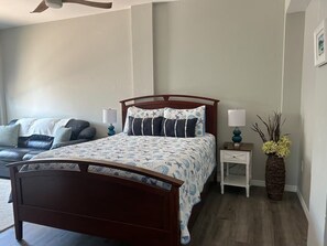 1 chambre, bureau, fer et planche à repasser, Wi-Fi gratuit