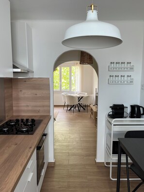 Microwave, oven, stovetop - 3-room apartment  (Fréjus)