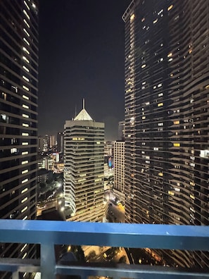 Apartment, 1 Bedroom, City View | Property grounds