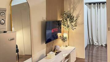 Apartamento, 1 habitación, vistas a la ciudad | Interior