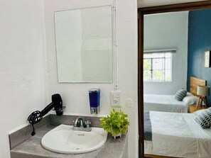 Bathroom - Espacio Libertad (Guadalajara)