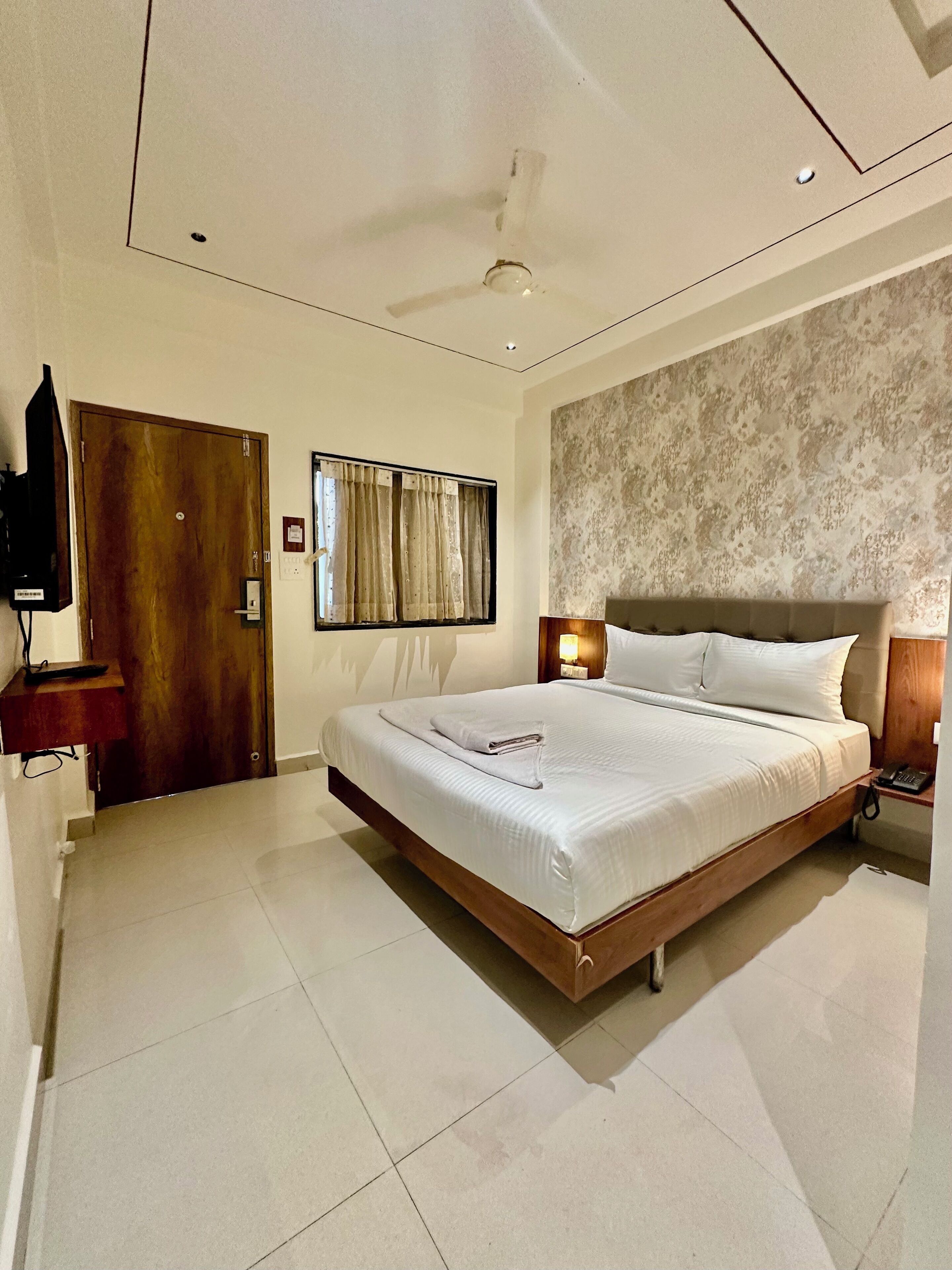 Classic Room, City View | Free WiFi