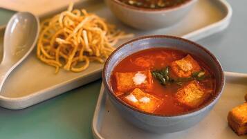 Daily buffet breakfast for a fee