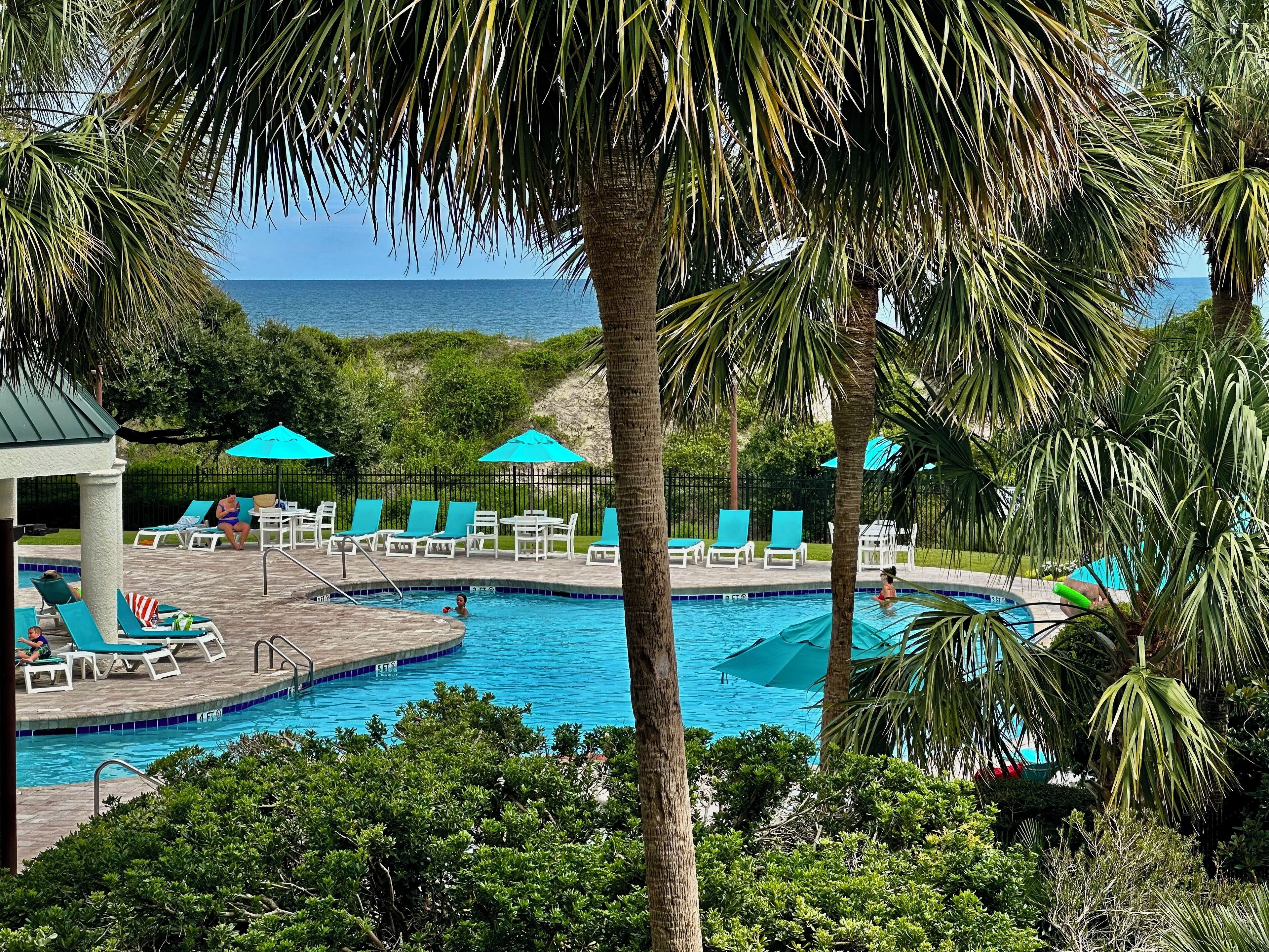 Piscine couverte, piscine extérieure